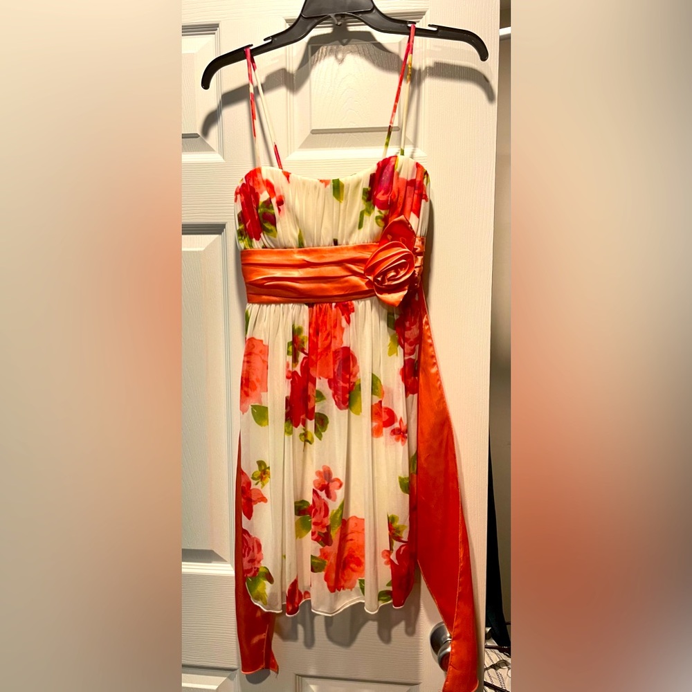JODI KRISTOPHER Flowered Sashed Dress